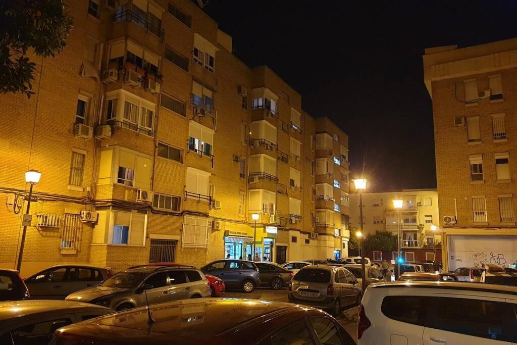 Beautiful And Cozy Apartment In Seville. Εξωτερικό φωτογραφία