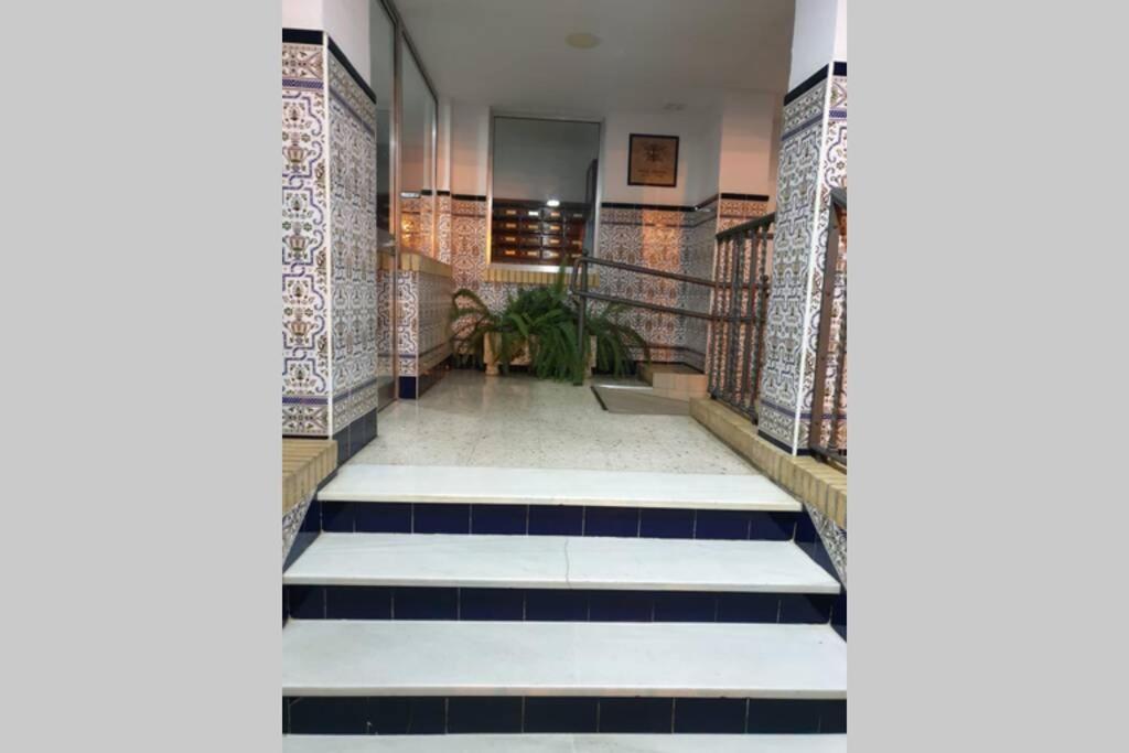 Beautiful And Cozy Apartment In Seville. Εξωτερικό φωτογραφία